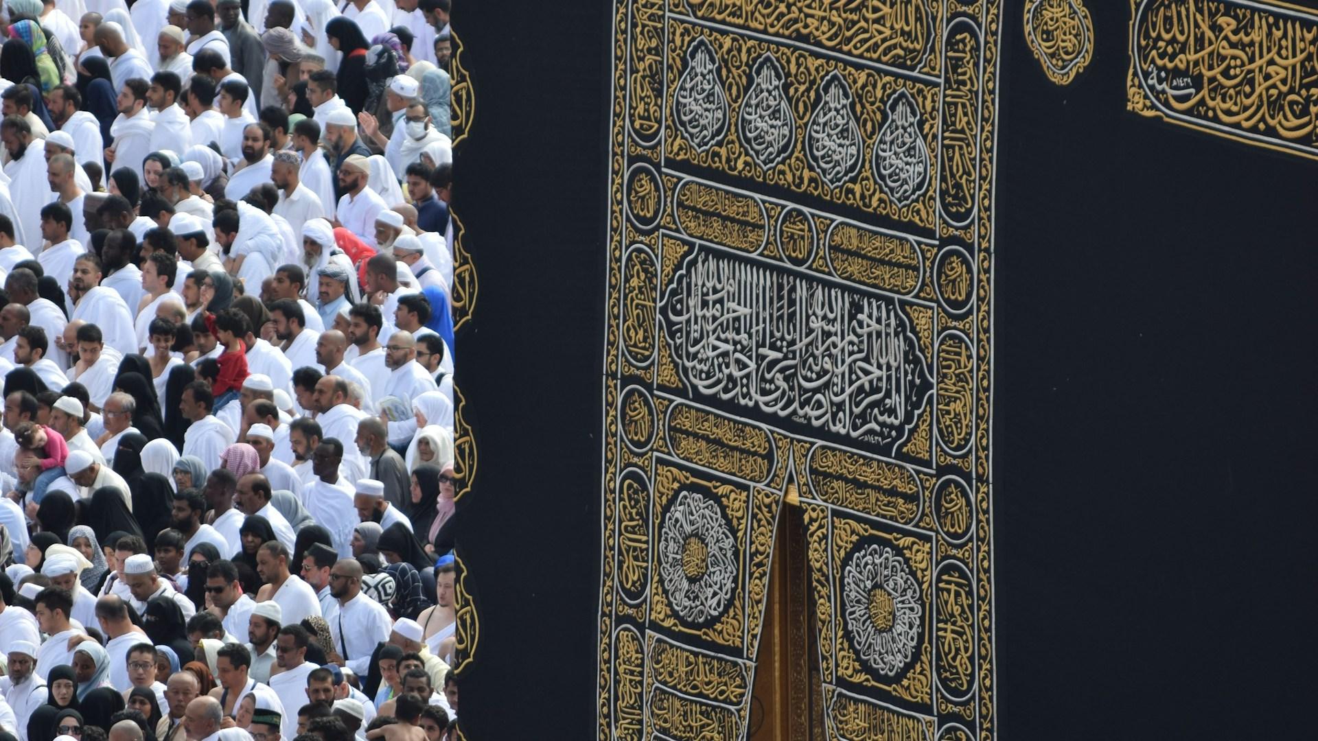 Umre Duaları Rehberi: Tavaf, Sa'y, İhram ve Tüm İbadet Duaları