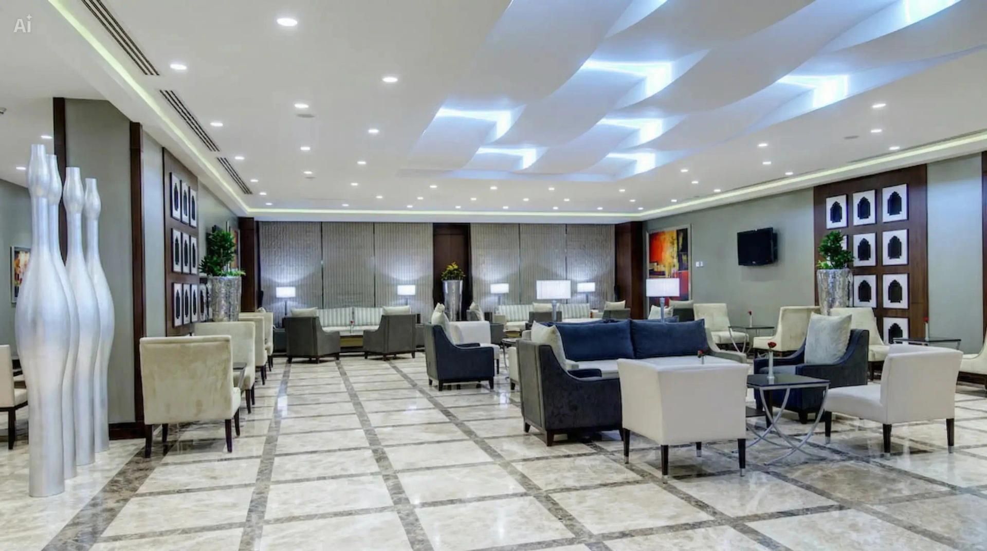 Crowne Plaza Medina manzara