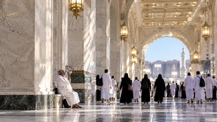 Sabiha Gökçen Çıkışlı 15 Günlük Umre Turu 18 Mart 2027 | Hisar Turizm