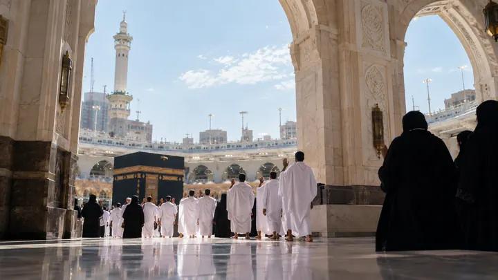 18 Kasım 2026 Hareketli 20 Günlük Umre | Güvenç Turizm