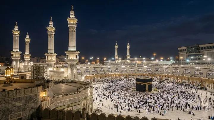 Sömestir Umresi - 14 Günlük | Kudret Turizm