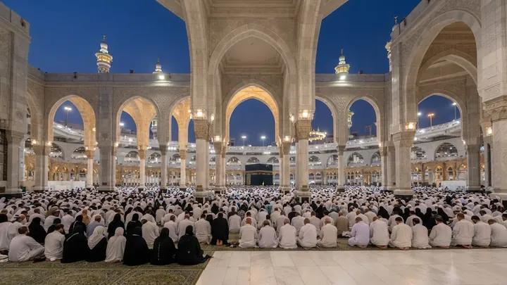 Sabiha Gökçen Çıkışlı 15 Günlük Umre Turu 3 Aralık 2026 | Hisar Turizm