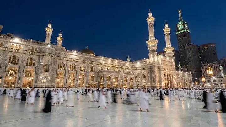 3 Aralık 2026 Hareketli 15 Günlük Umre | Hisar Turizm
