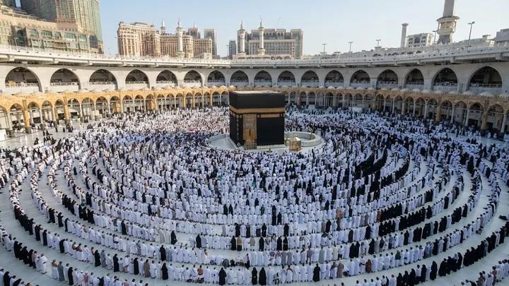 Sabiha Gökçen Çıkışlı 10 Günlük Umre Turu 29 Ekim 2026 | Hisar Turizm