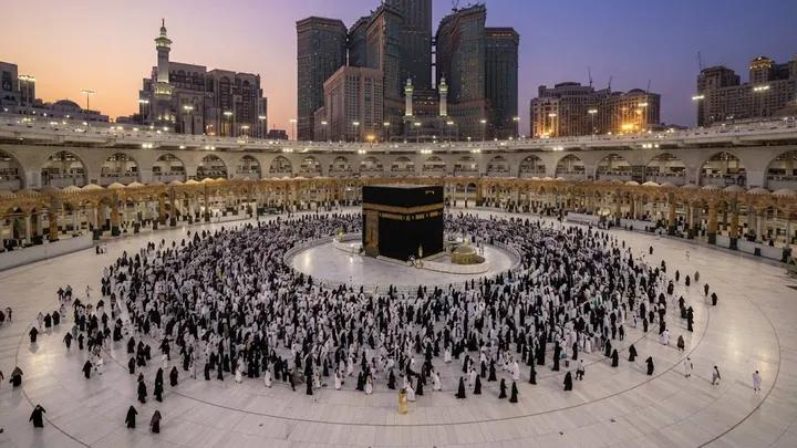 Ankara Esenboğa Havalimanı Çıkışlı 10 Günlük Umre Turu | Hisar Turizm