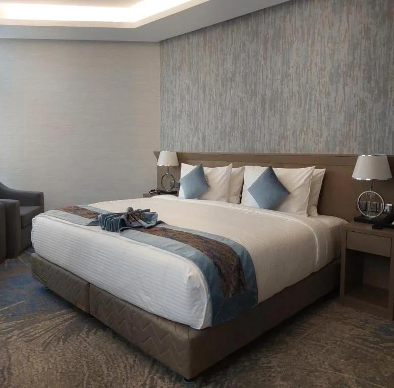 İstanbul Çıkışlı 14 Günlük Umre Turu 26 Aralık 2026 | İkram Turizm