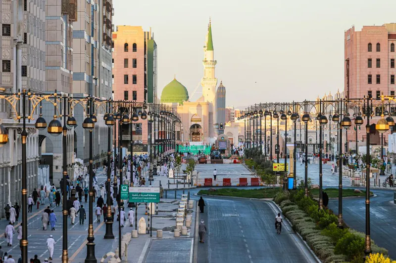 3 Yıldızlı 10 Günlük Umre Turu | Hanedan Turizm - 3