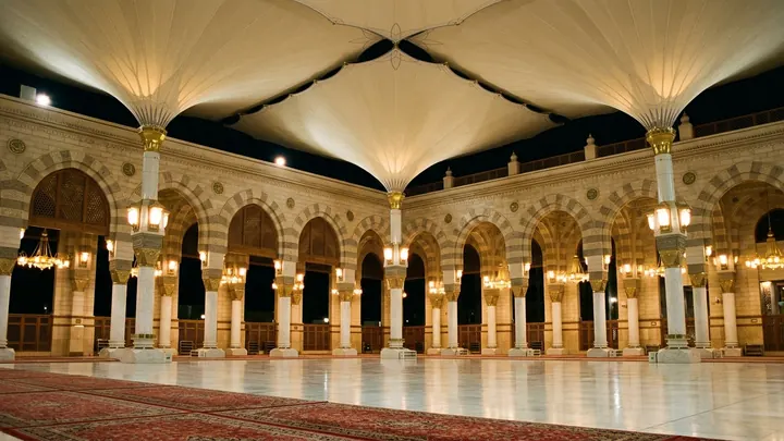 7 Günlük Umre Turu | 3.100 USD'den Başlayan Fiyatlarla | Eman Turizm - 2