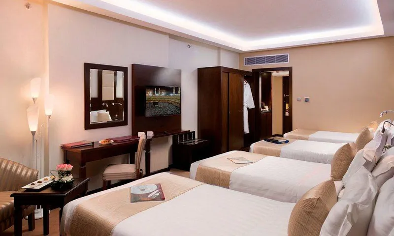 4 Yıldızlı 14 Günlük Umre Turu 2 Gece Mekke 11 Gece Medine - 4